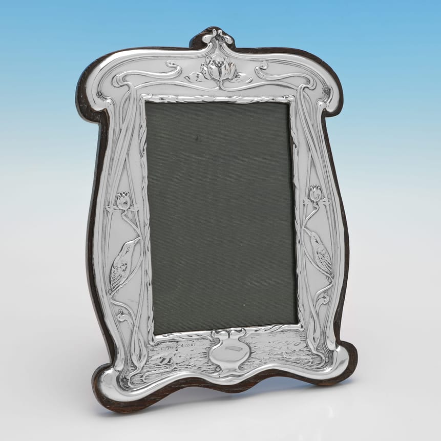 Antique Sterling Silver Photograph Frame - William Neale & Son Ltd., hallmarked in 1903 Chester - Edwardian